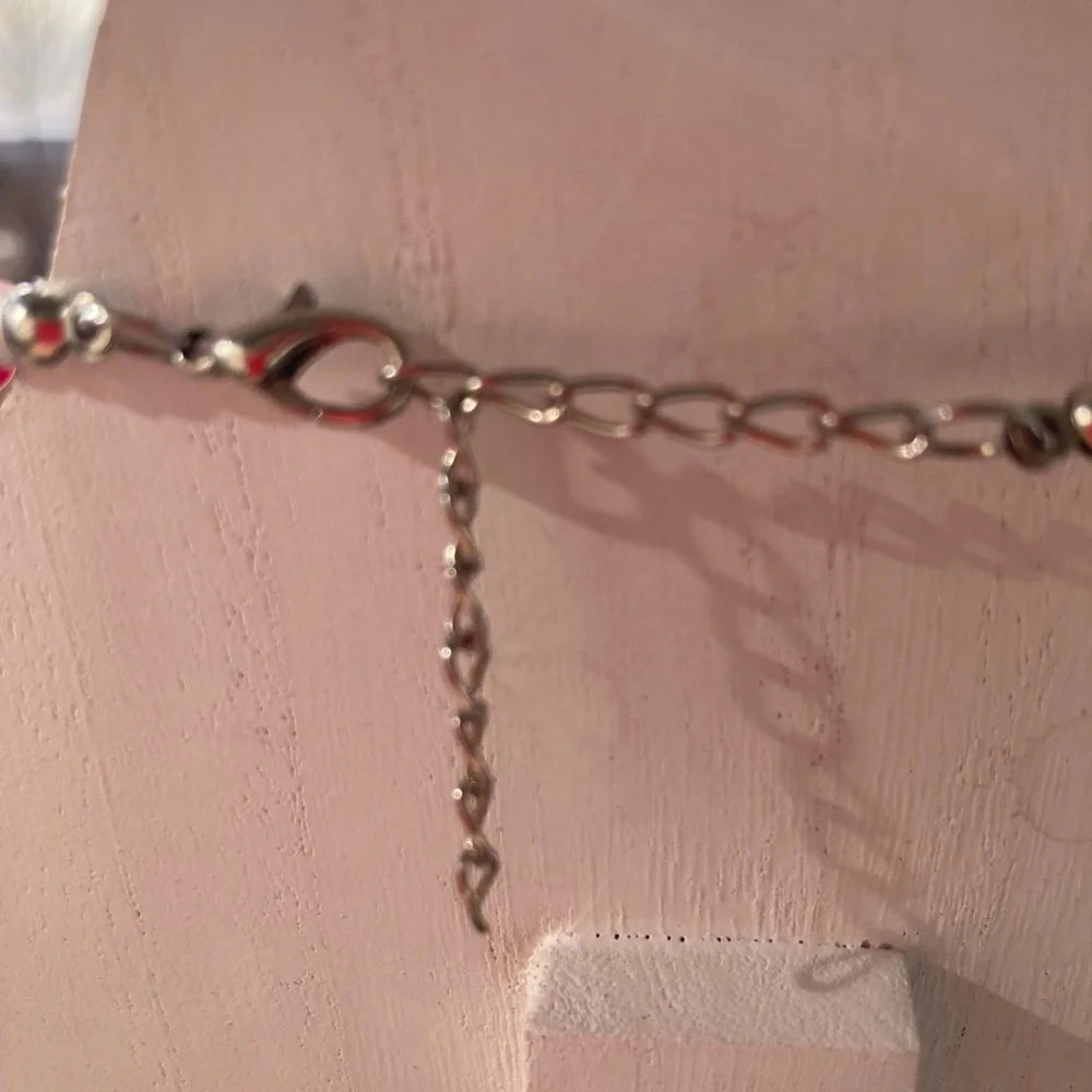 Pink Acrylic Bead Necklace Silvertone etched 21”